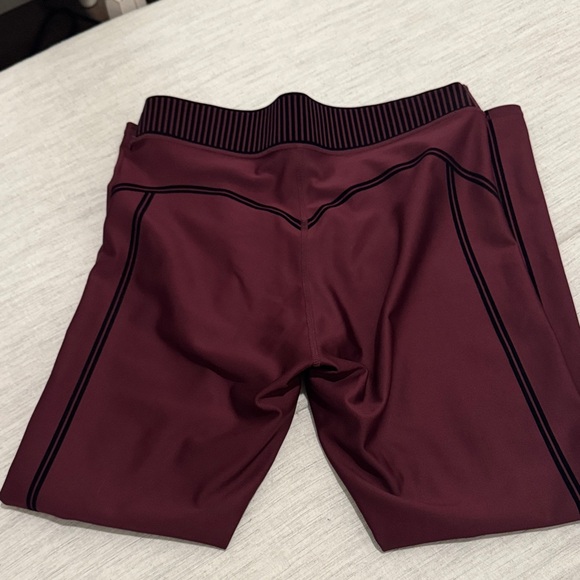 ALO Yoga Airlift Leggings Size M - Picture 4 of 5